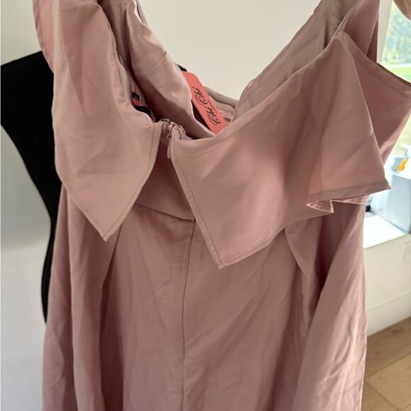 Chi Chi London Bandeau Off The Shoulder Ruffle Midi Dress - Picture 6 of 7